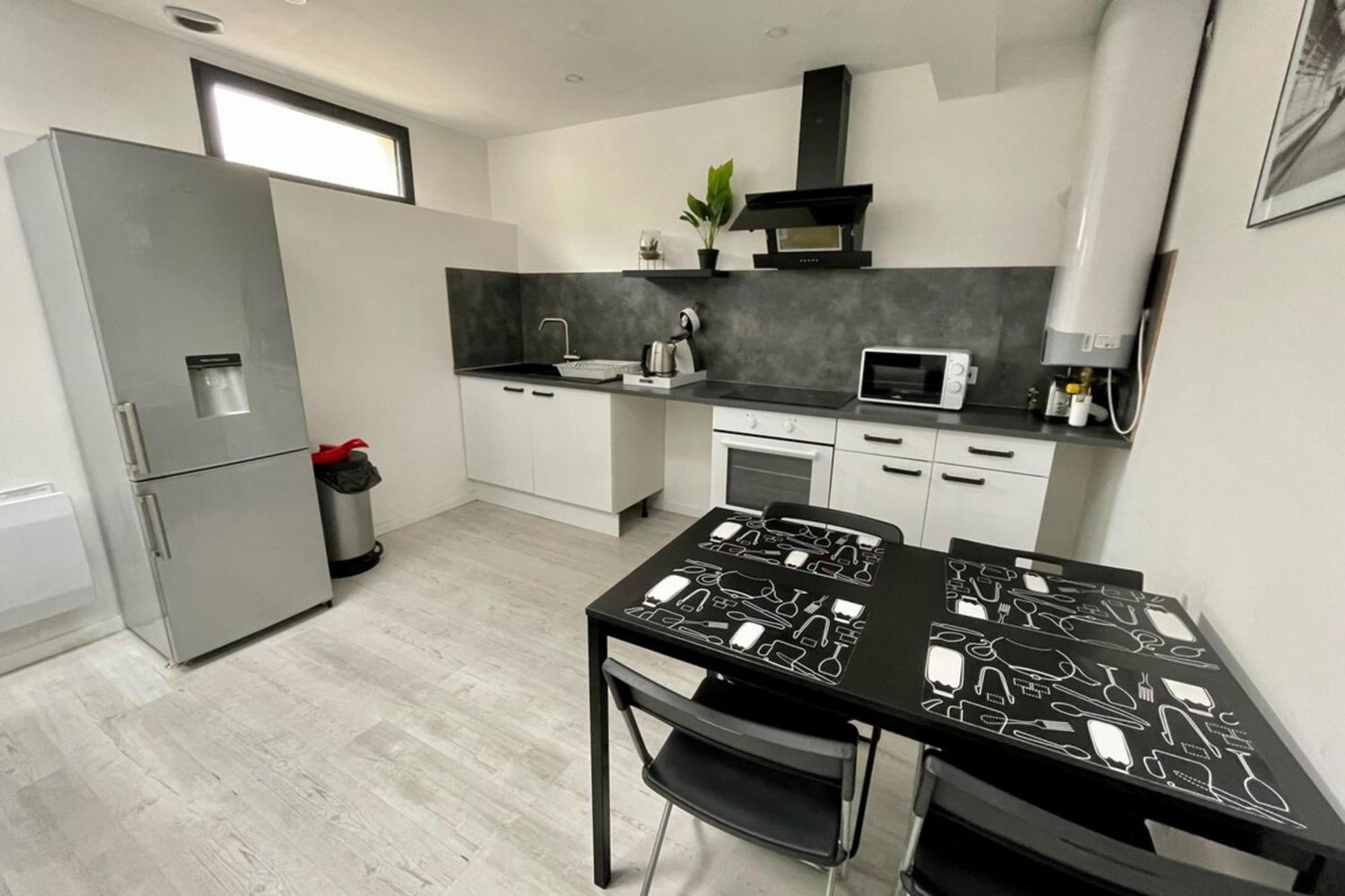 Duplex Montereau Centre - Chez Marc Montereau-faut-Yonne Exterior foto